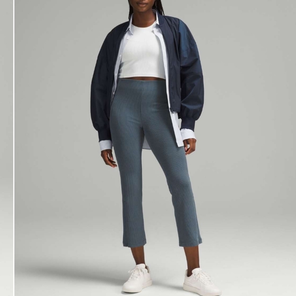 Lululemon Ribbed Softstreme Zip-leg High-Rise Cropped Pant 25"